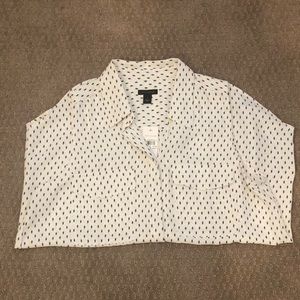 Sleeveless blouse from the Loft
